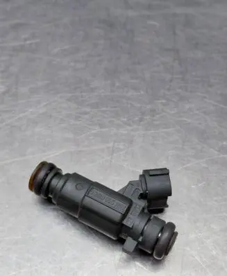 Audi A8 S8 D3 4E Fuel injector 079133551B 0280156180