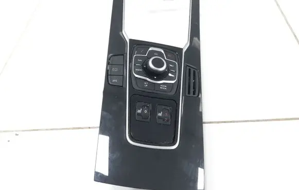 Peugeot 508 Center console 9686453077
