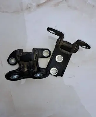 Toyota Avensis T270 Rear door hinge set ES034808