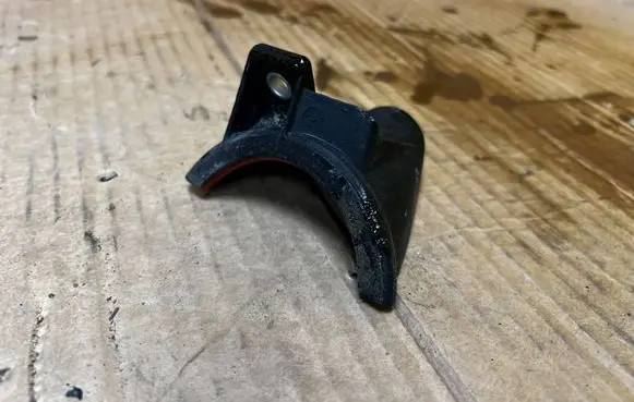 Ford Bronco Oil filter mounting bracket KB3E6775AA