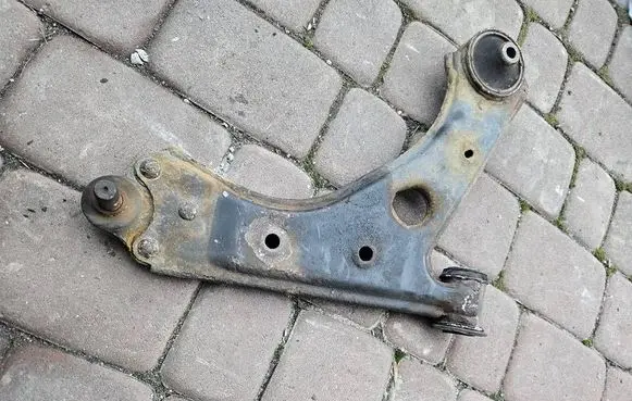 Opel Corsa E Front lower control arm/wishbone