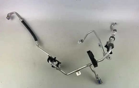 Audi Q4 e-tron Air conditioning (A/C) pipe/hose 1EA816741L 1EA816732A 8R0260696B