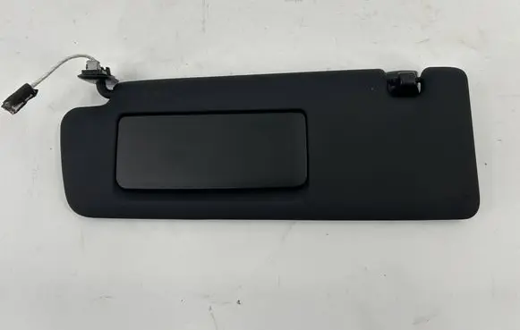 Polestar 4 Sun visor