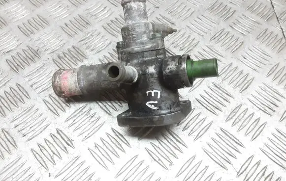 Audi A3 S3 8L Engine coolant pipe/hose 038121133A