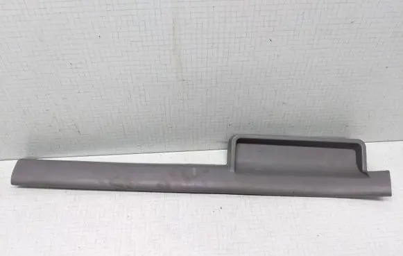 Nissan Almera N16 Other sill/pillar trim element 769B5BM700