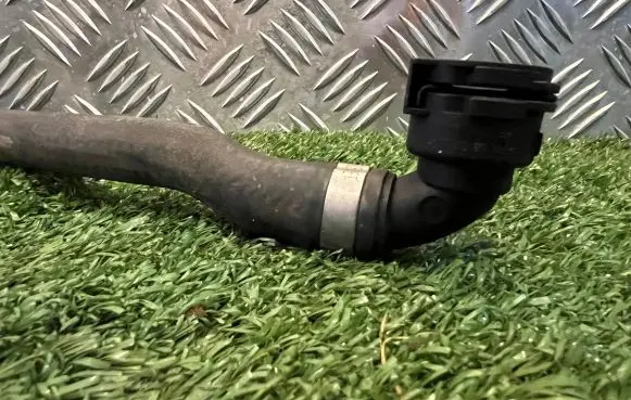 BMW M2 F87 Coolant pipe/hose 8071986 16269713