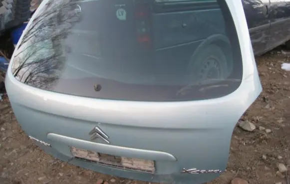 Citroen Xsara Picasso Tailgate/trunk/boot lid