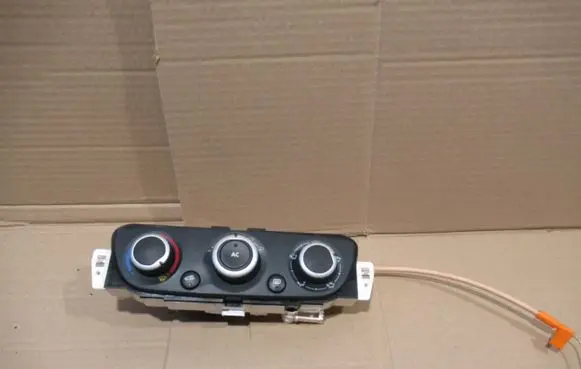 Renault Scenic III - Grand scenic III Interior fan control switch 