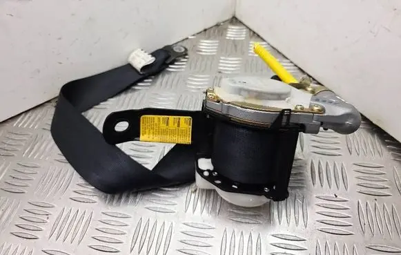Toyota MR2 (W30) III Front seatbelt 