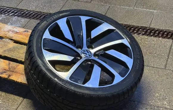 R19 alloy rim