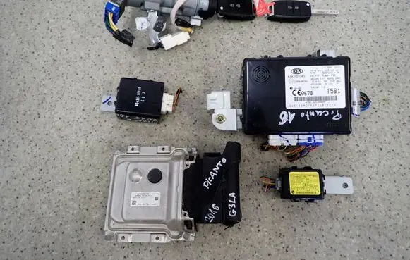 KIA Picanto Engine control unit/module 3911704003