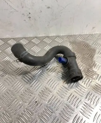 Audi A4 S4 B5 8D Engine coolant pipe/hose 8D0121049D