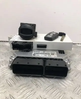 BMW 5 E60 E61 Engine ECU kit and lock set 7798422 1039S09097 0281012190