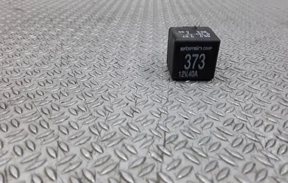 Audi A4 S4 B7 8E 8H Other relay 8D0951253A