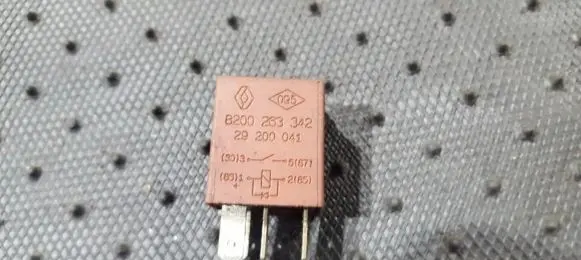 Nissan Primastar Other relay 8200263342 29200041
