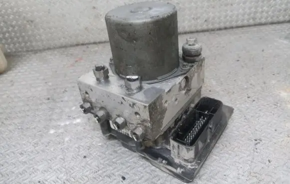 Peugeot 407 ABS Pump 9665736080 0265950659