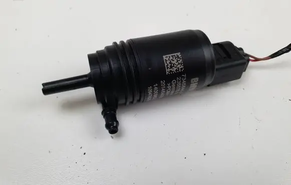 BMW 1 F20 F21 Windscreen/windshield washer pump 7345844