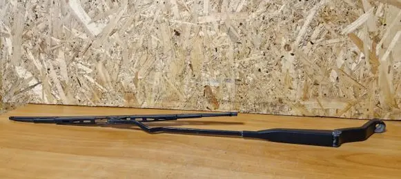 Volvo S40, V40 Front wiper blade arm 4096