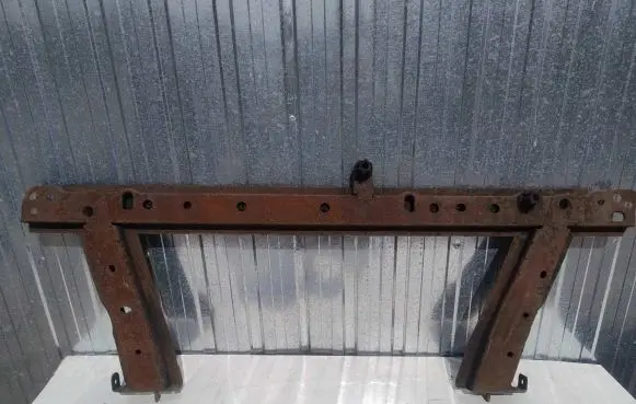 Renault Modus Bottom radiator support slam panel 
