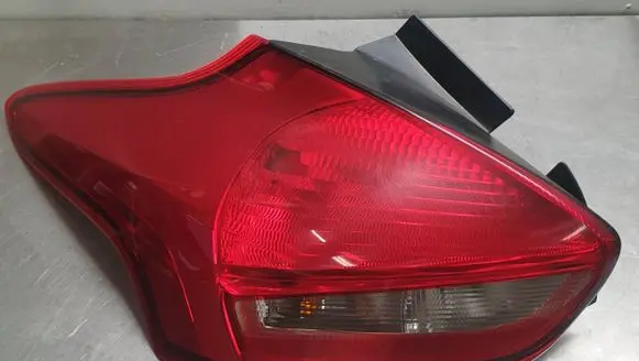 Ford Focus Rear/tail lights F1EB13405B