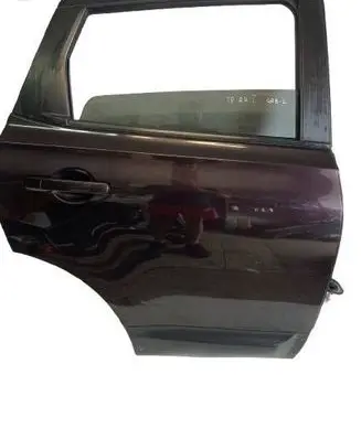 Nissan Qashqai Rear door