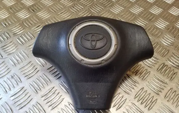 Toyota RAV 4 (XA20) Steering wheel airbag 8419802