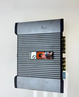 Subaru Legacy Sound amplifier