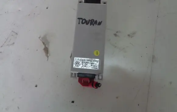 Volkswagen Touran I Phone control unit/module 1k0035729e