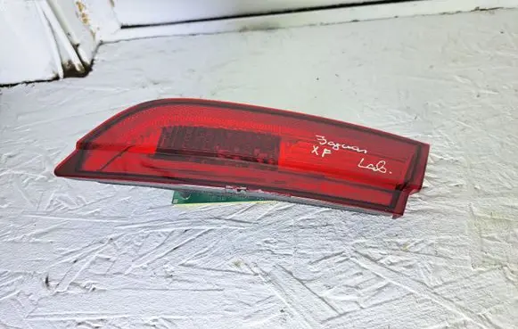 Jaguar XF X250 Tailgate rear/tail lights 8X2315K272 2NE23804604