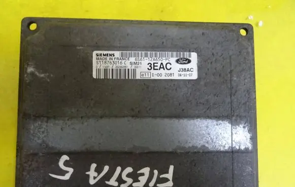 Ford Fiesta Engine control unit/module 6S6112A650PC 6S61-12A650-PC