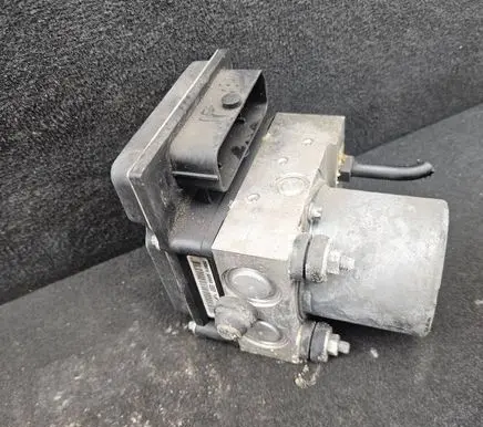 Audi A4 S4 B7 8E 8H ABS Pump 8E0910517H 8E0614517BF