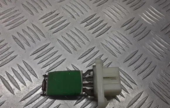 Ford Focus Heater blower fan relay 