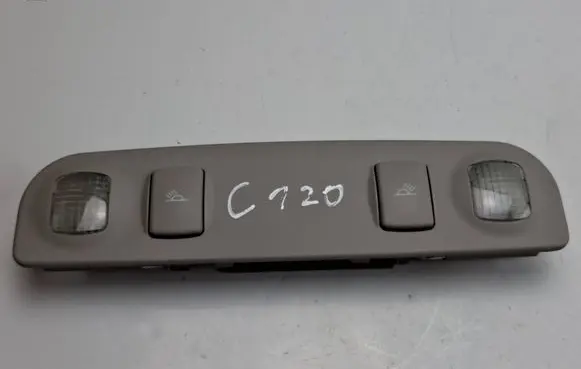 Audi A4 S4 B6 8E 8H Rear seat light 8E0947111A