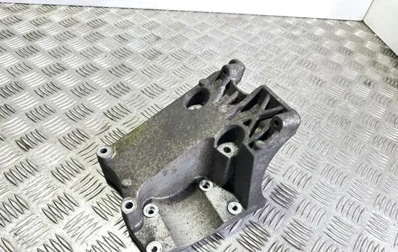 Ford C-MAX I Engine mounting bracket 4M5Q19D624CC