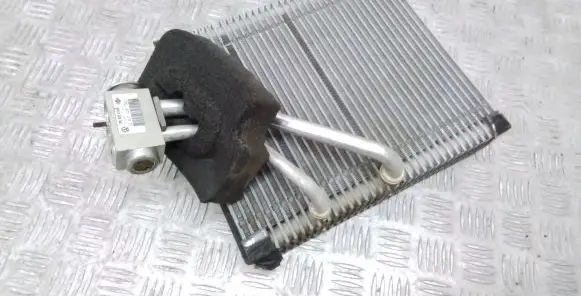 Porsche Cayenne (92A) Air conditioning (A/C) radiator (interior) 7P0820101 7P0820679A
