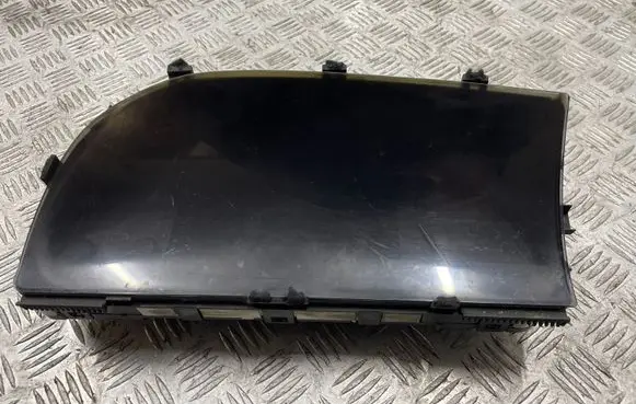 Mercedes-Benz S W221 Speedometer (instrument cluster) A2215402547