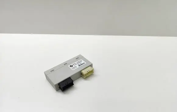 BMW 5 E60 E61 Sunroof control unit/module 9137055 913705502 61359137055