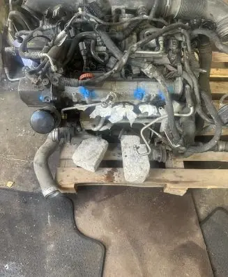 Volkswagen PASSAT B6 Engine CDGA