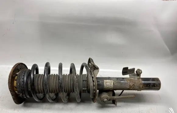 Front shock absorber with coil spring
