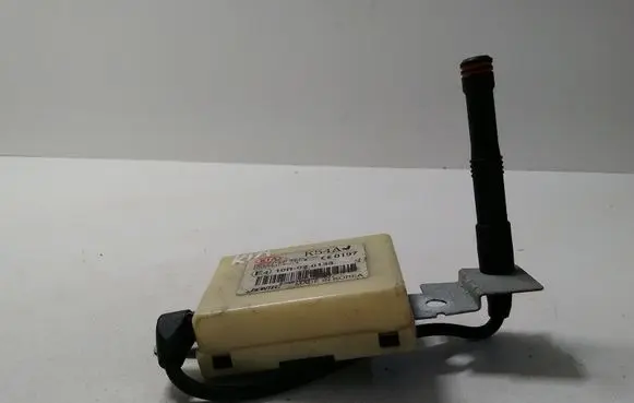 KIA Carnival Door central lock control unit/module 10R020133