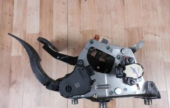 Nissan Leaf II (ZE1) Pedal assembly 479203NA0A