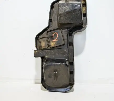 Audi A6 S6 C5 4B Other engine bay part 14846700