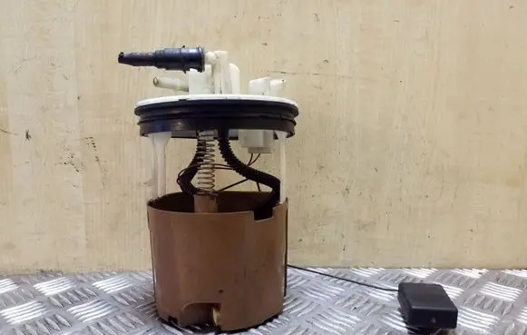 Mazda 6 Fuel level sensor 