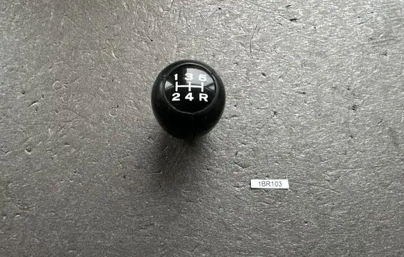 Nissan Patrol Y60 Gear shift switch/knob 3321941G00