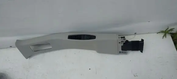 Citroen C4 Grand Picasso (B) pillar trim (top)