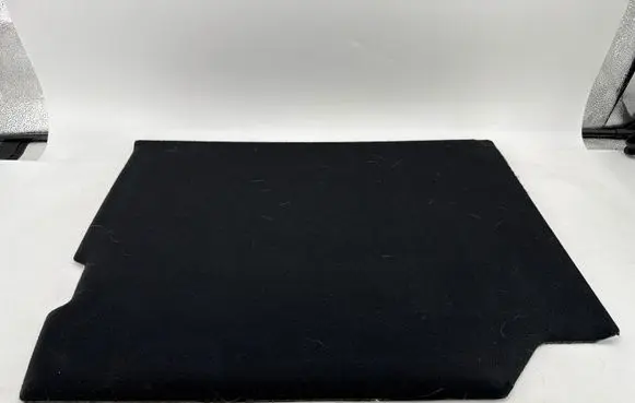 Trunk/boot floor carpet liner