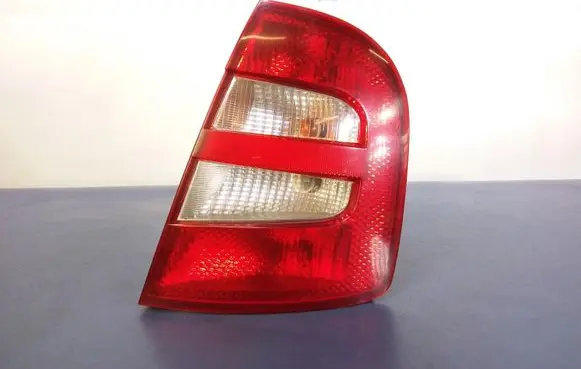 Skoda Fabia Mk1 (6Y) Rear/tail lights 6Y6945096B