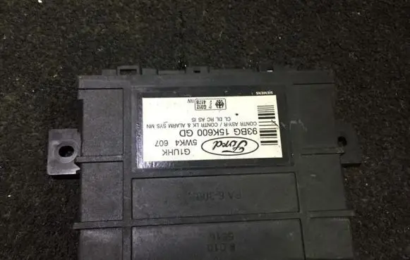 Ford Mondeo MK I Comfort/convenience module 93bg15k600gd 5wk4607