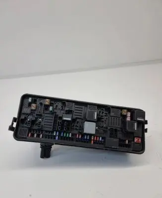 Land Rover Discovery 5 Fuse module HPLA14A073AB
