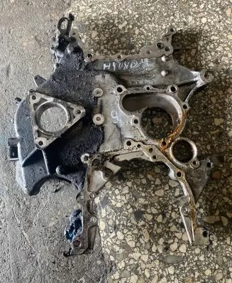 Hyundai i30 Timing chain cover 213112A300